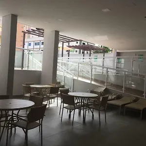 https://everest-flat-service-caldas-novas-75690-000.caldasnovashotels.com